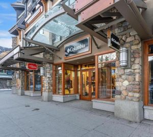 Columbia Sportswear - Shops in Banff