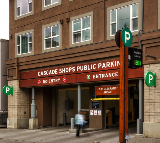 Parking Entrance of Cascade Shops